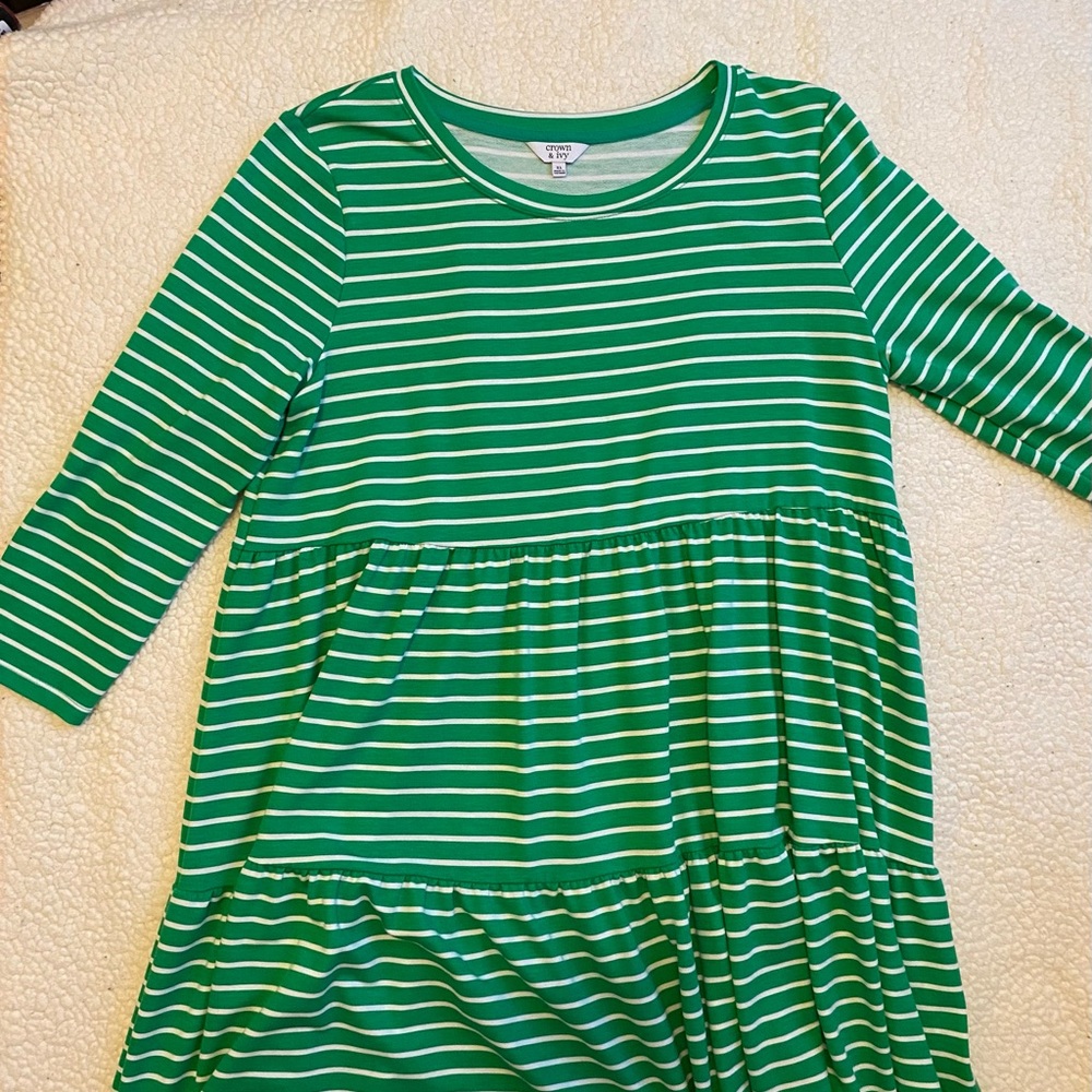 Crown and Ivy long sleeved tiered dress